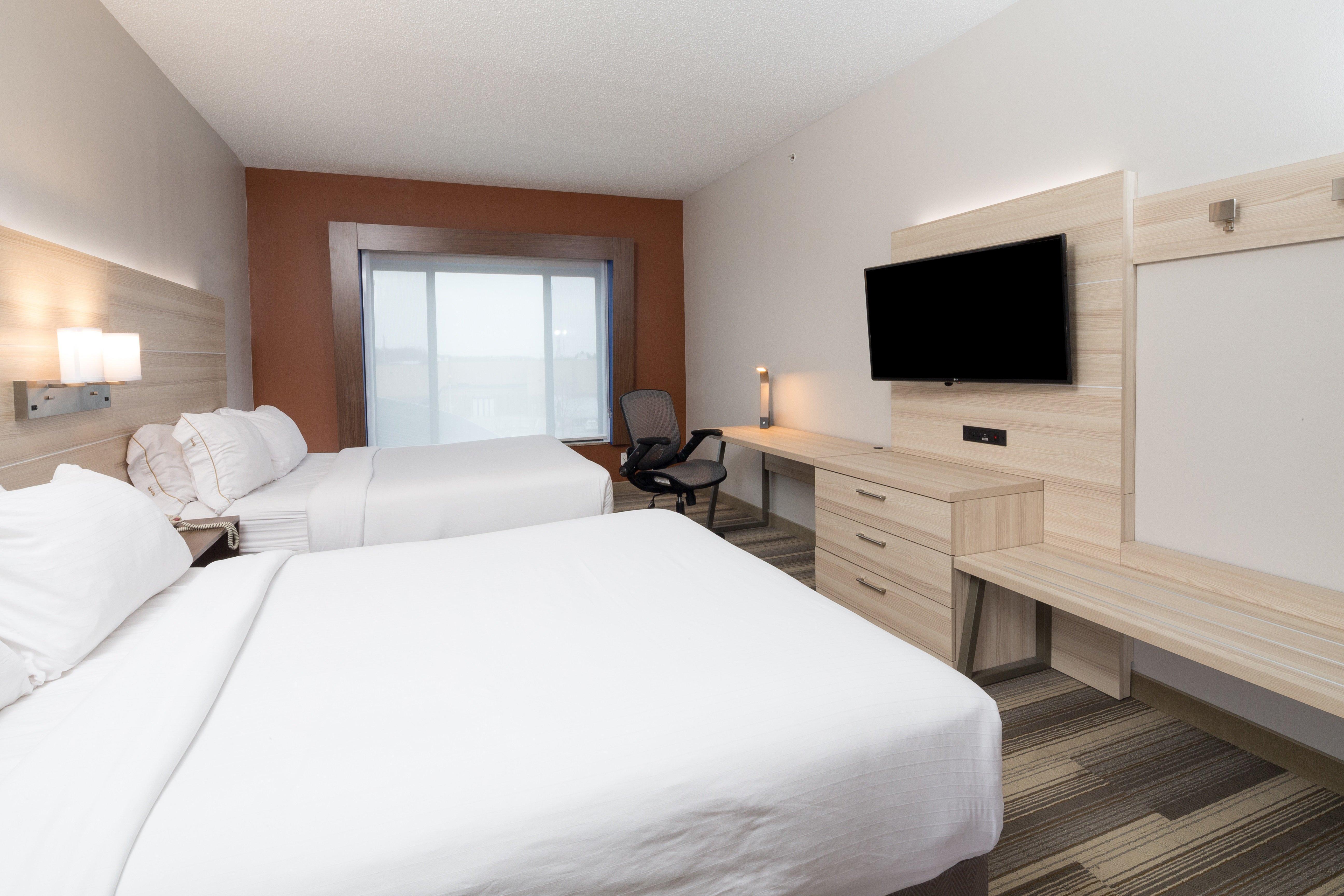 Holiday Inn Express Hotel & Suites Detroit-Utica By Ihg Bagian luar foto